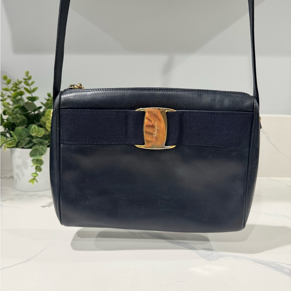 Authentic Gorgeous Ferragamo dark navy blue Leather crossbody Bag